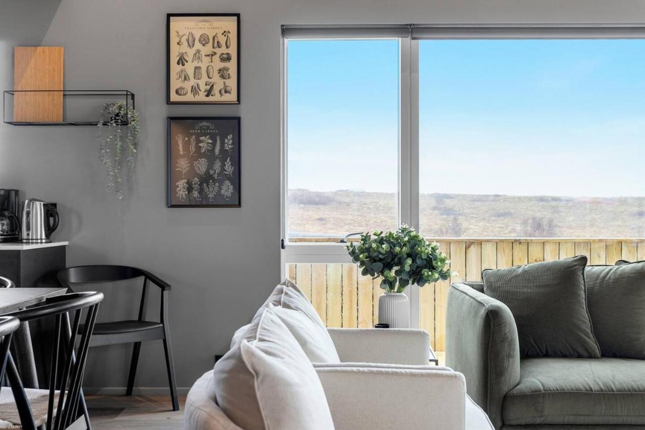 Luxury Log Home With A Hot Tub Selfoss Exteriér fotografie