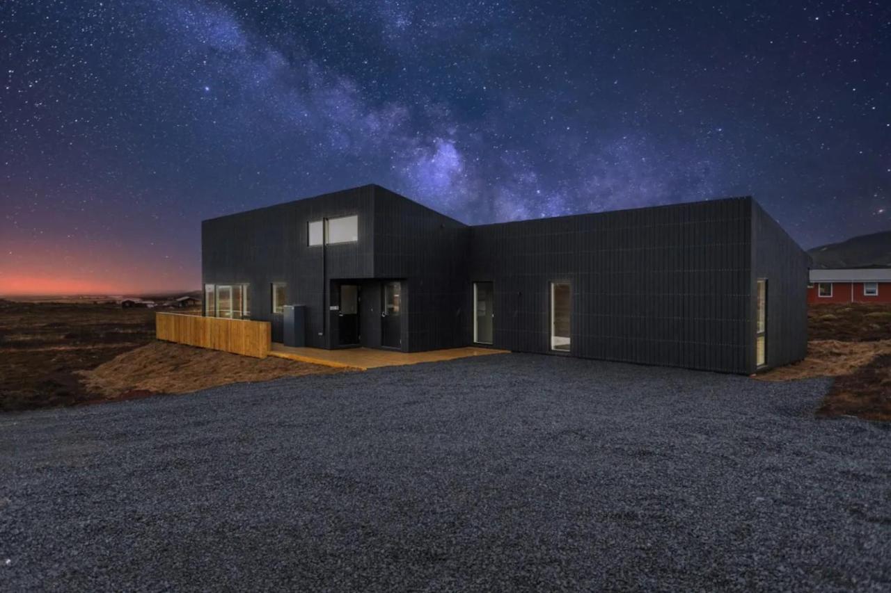 Luxury Log Home With A Hot Tub Selfoss Exteriér fotografie